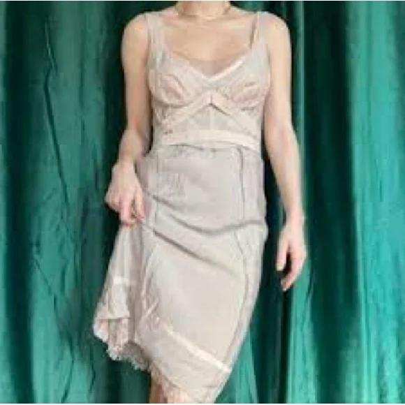 BCBGMaxAzria Beige Runway dress rare and iconic - Picture 6 of 8
